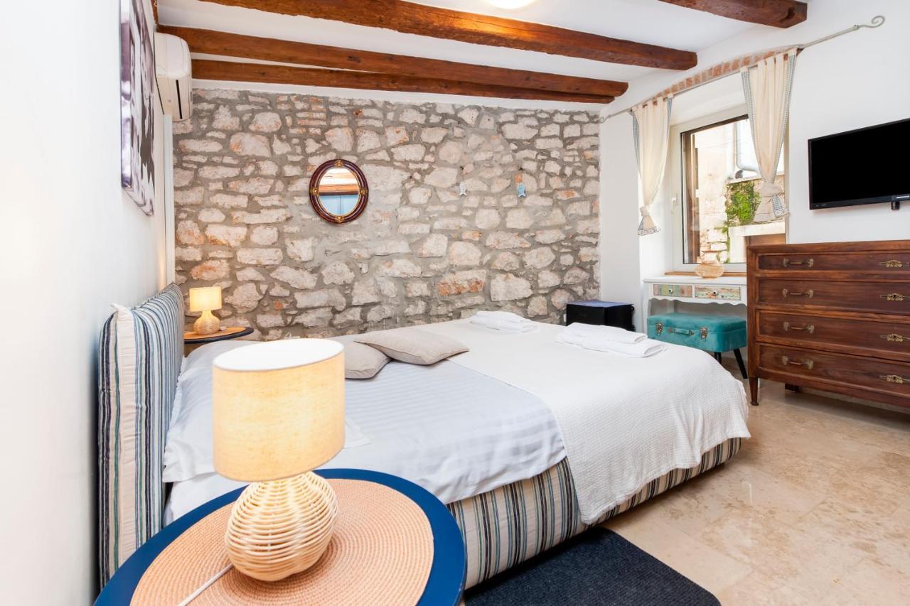 Revera Rooms Rovinj Extérieur photo