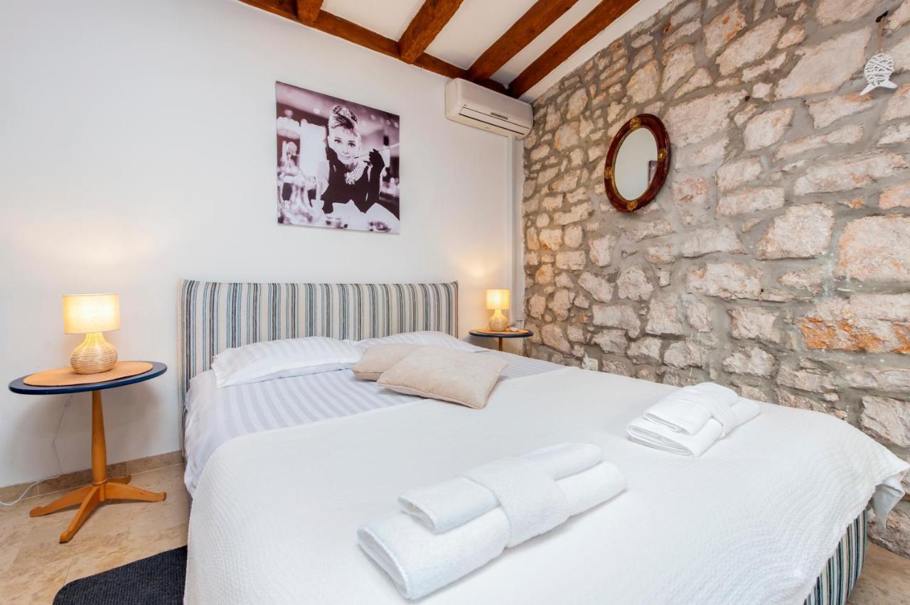 Revera Rooms Rovinj Extérieur photo