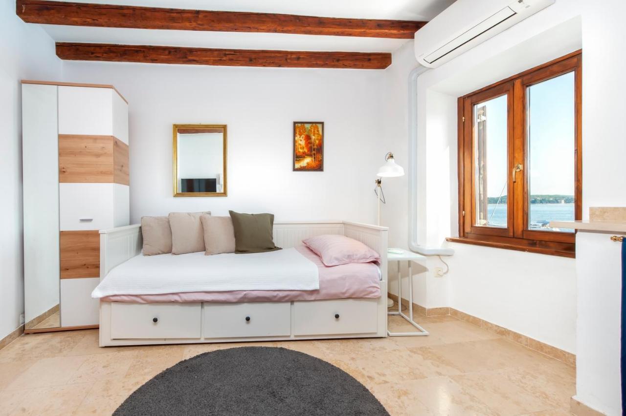 Revera Rooms Rovinj Extérieur photo